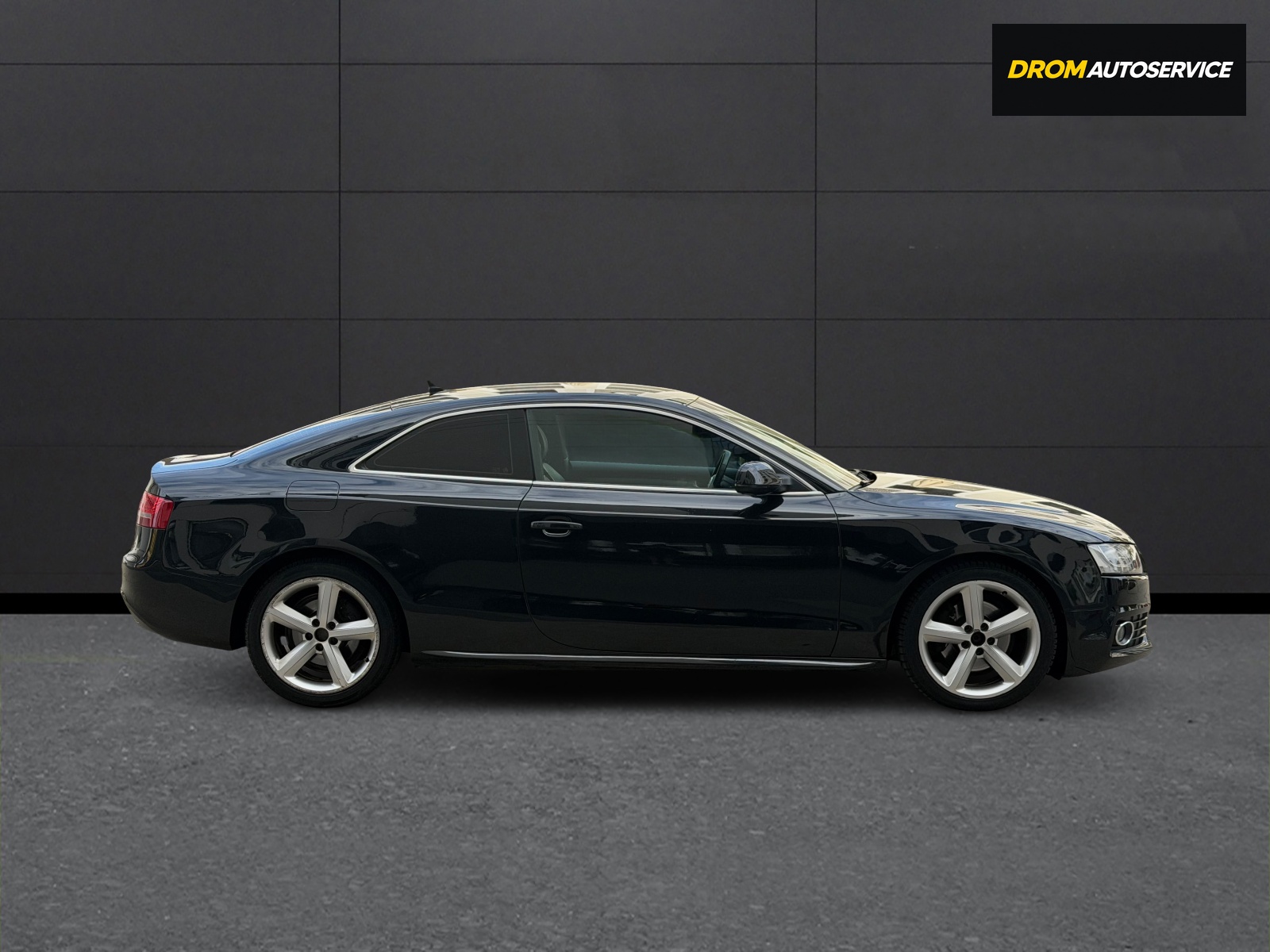 AUDI A5 Coupé 2.0 TFSI-image-8