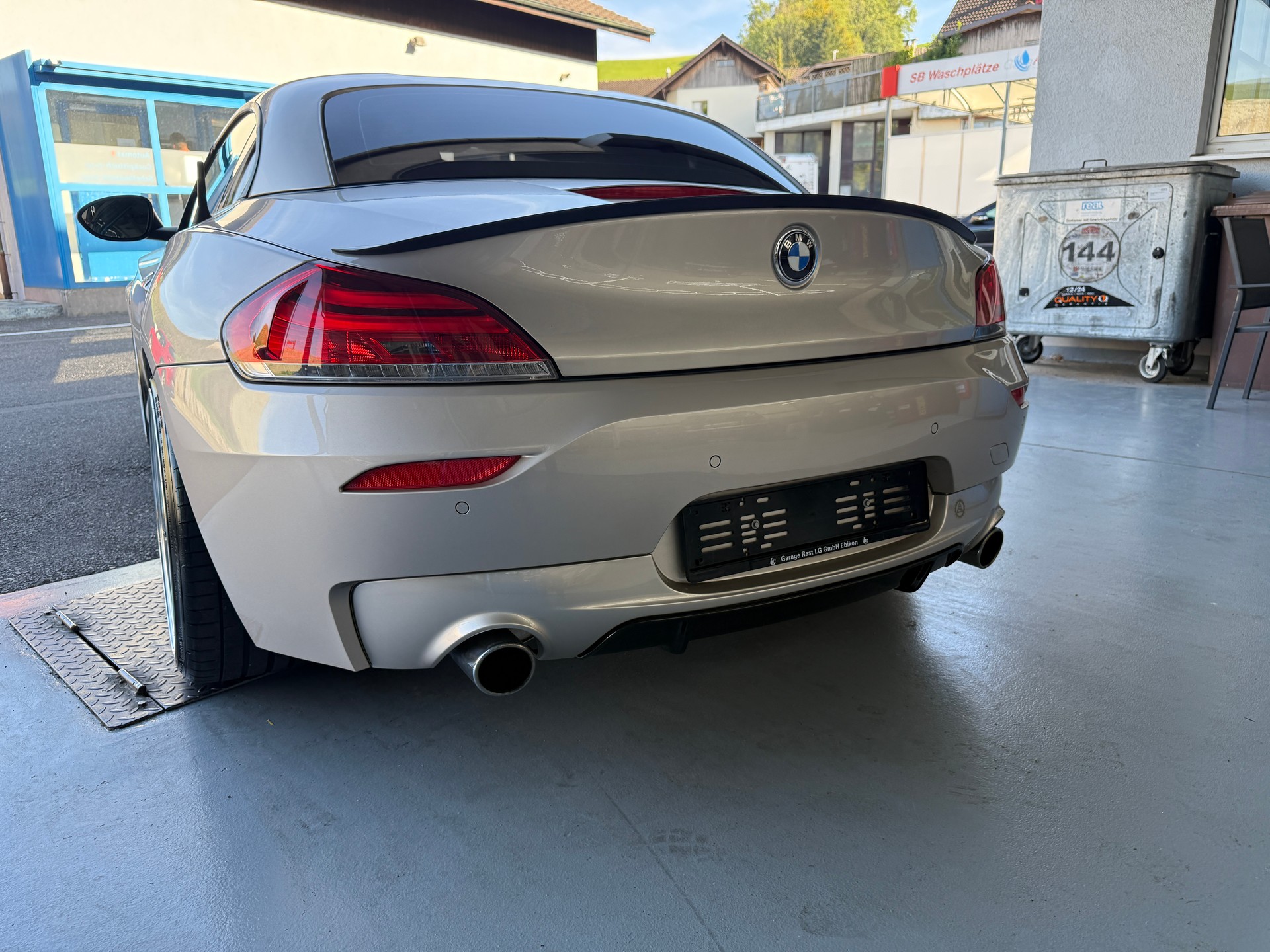 BMW Z4 sDrive35i DKG-image-6