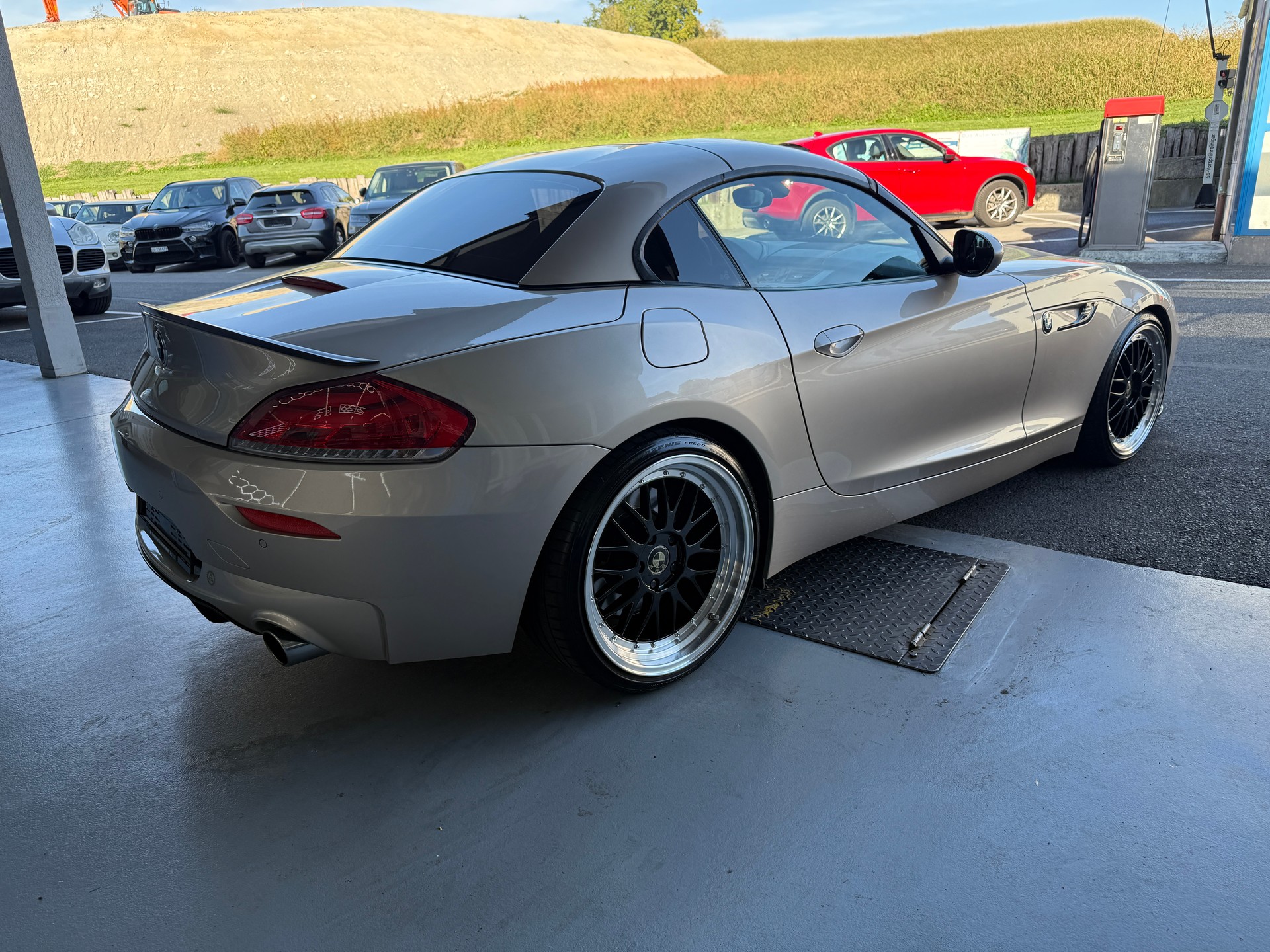 BMW Z4 sDrive35i DKG-image-8
