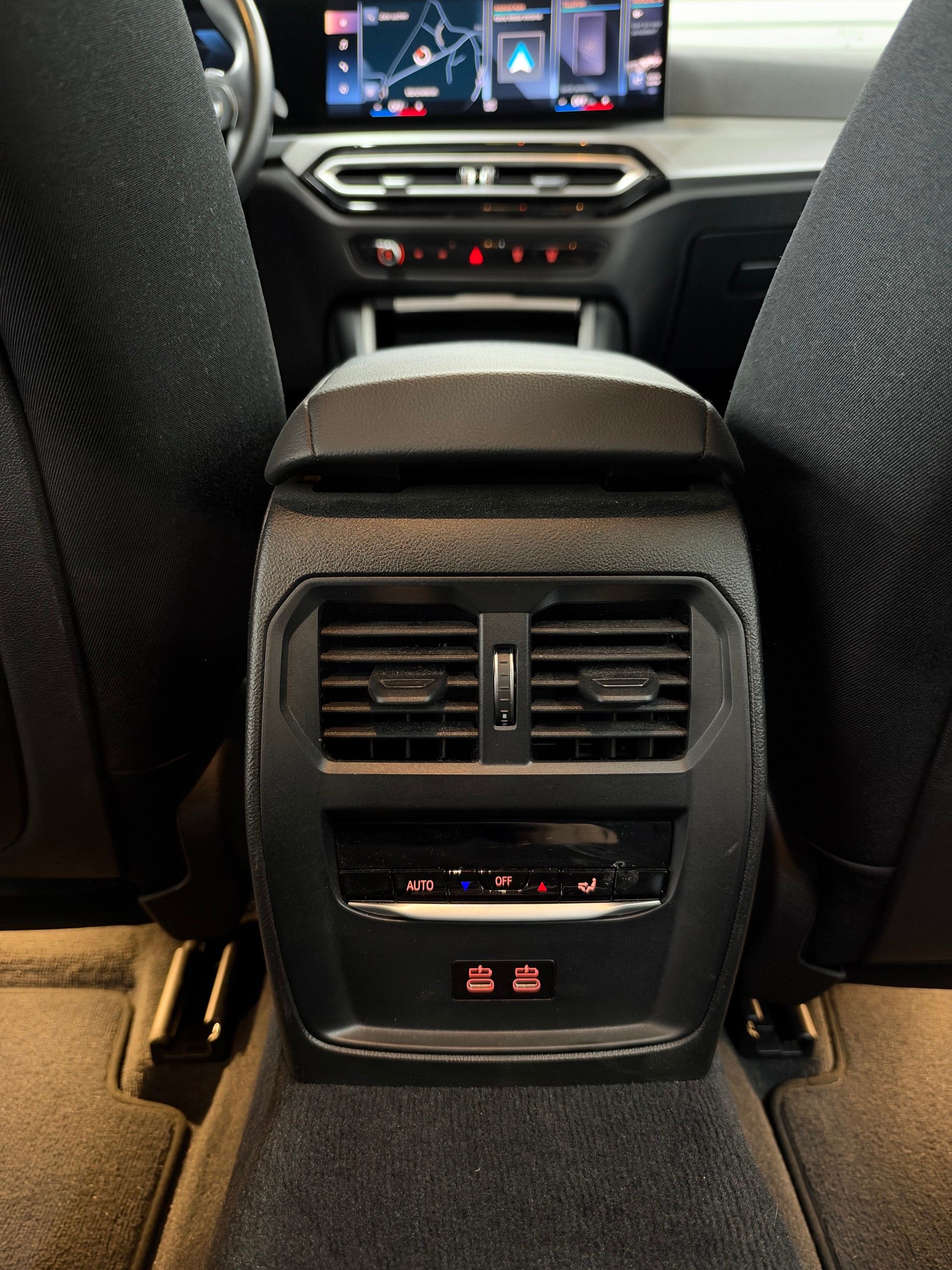 BMW 330e x DriveTouring Steptronic *Facelift*-image-20