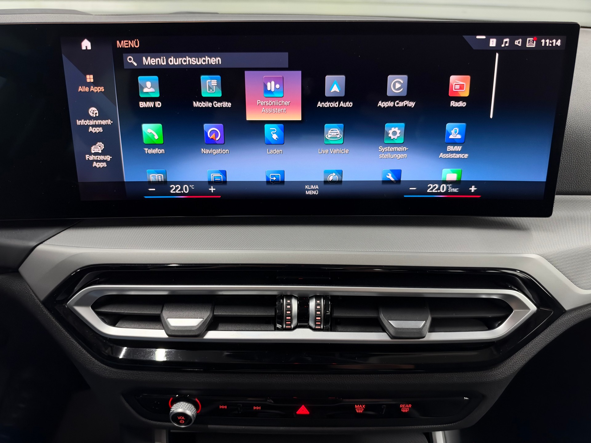BMW 330e x DriveTouring Steptronic *Facelift*-image-25