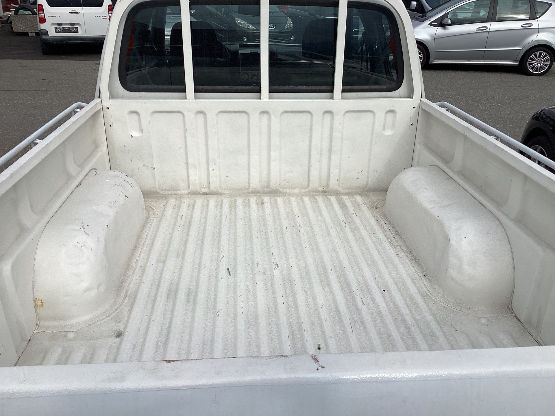 MAZDA BT-50-image-3