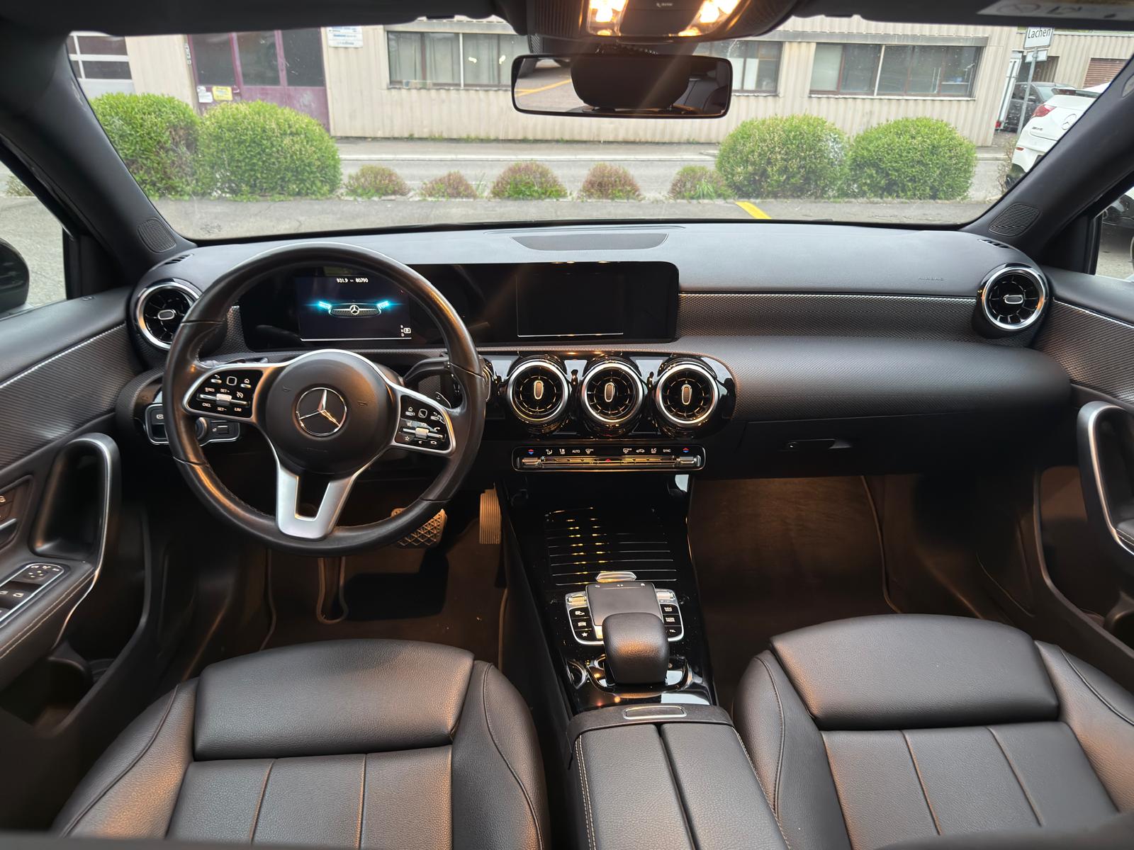 MERCEDES-BENZ A 200 Progressive 7G-DCT-image-5
