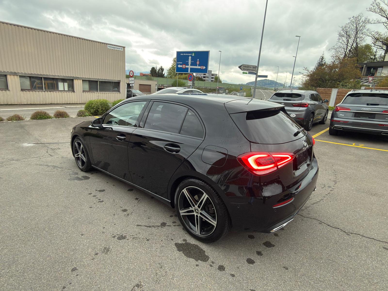 MERCEDES-BENZ A 200 Progressive 7G-DCT-image-3