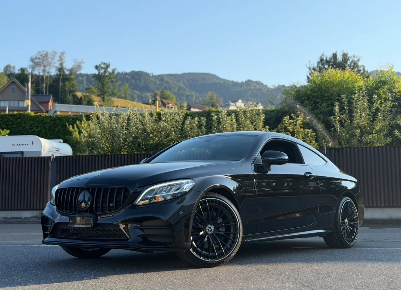 MERCEDES-BENZ C 180 Coupé AMG Line 9G-Tronic (C63 AMG Bodykit) ALL Black Edition-image-0