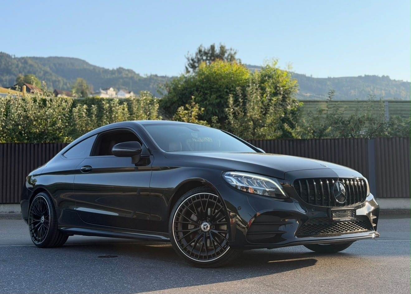 MERCEDES-BENZ C 180 Coupé AMG Line 9G-Tronic (C63 AMG Bodykit) ALL Black Edition-image-1