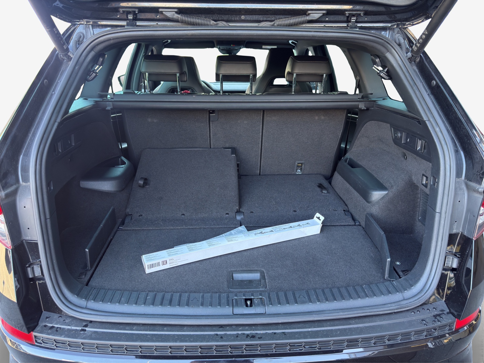 SKODA Kodiaq 2.0 TSI 4x4 SportLine-image-12