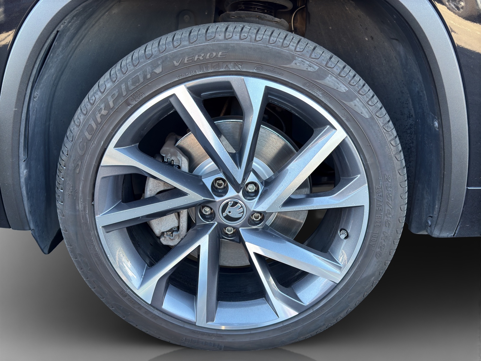 SKODA Kodiaq 2.0 TSI 4x4 SportLine-image-13