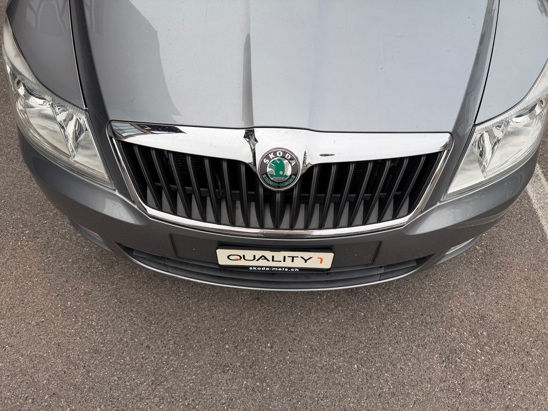 SKODA Octavia Combi 1.6 TDI Twenty20 4x4-image-14
