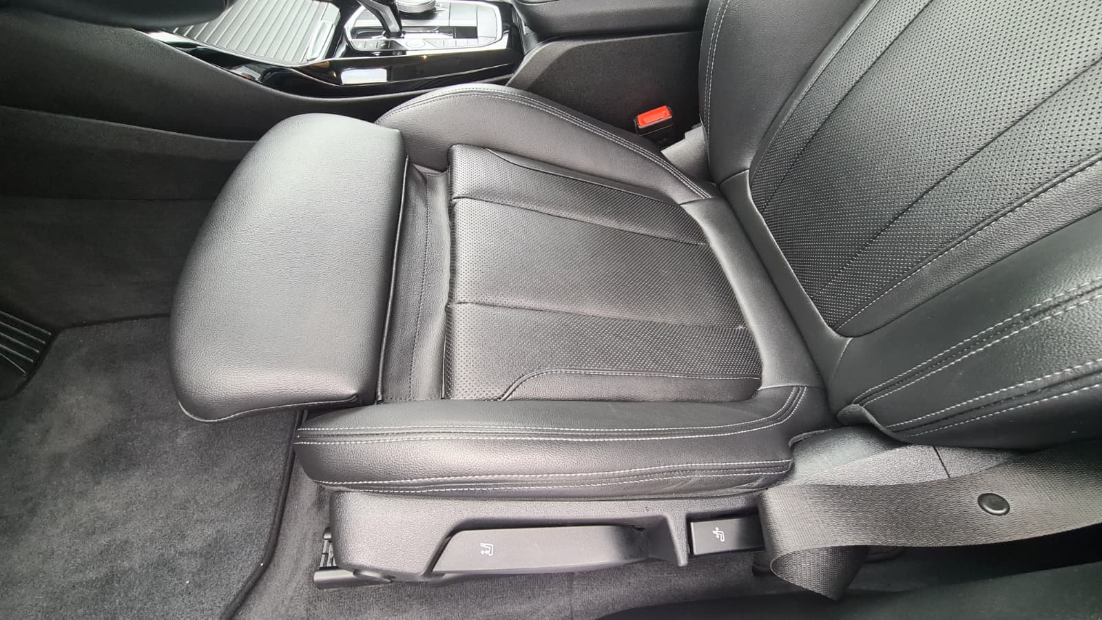 BMW X3 xDrive 48V 20d ** Voll-Leder ** Gr-Navi ** RF-Kamera 360° ** Lenkradheizung ** Sitzheizung ** Modell 2022 **-image-22