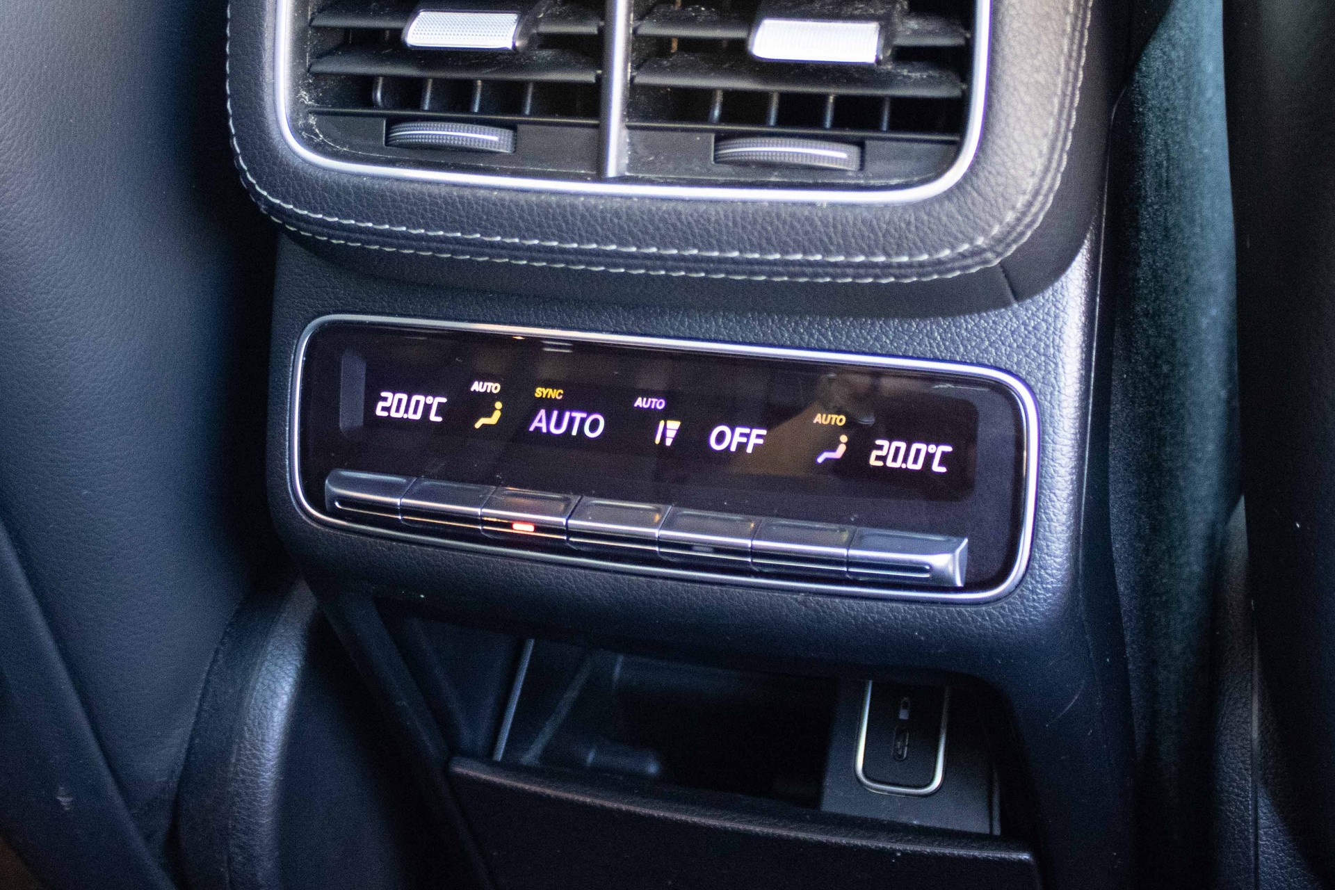 MERCEDES-BENZ GLE 300 d 4Matic AMG Line 9G-Tronic-image-15