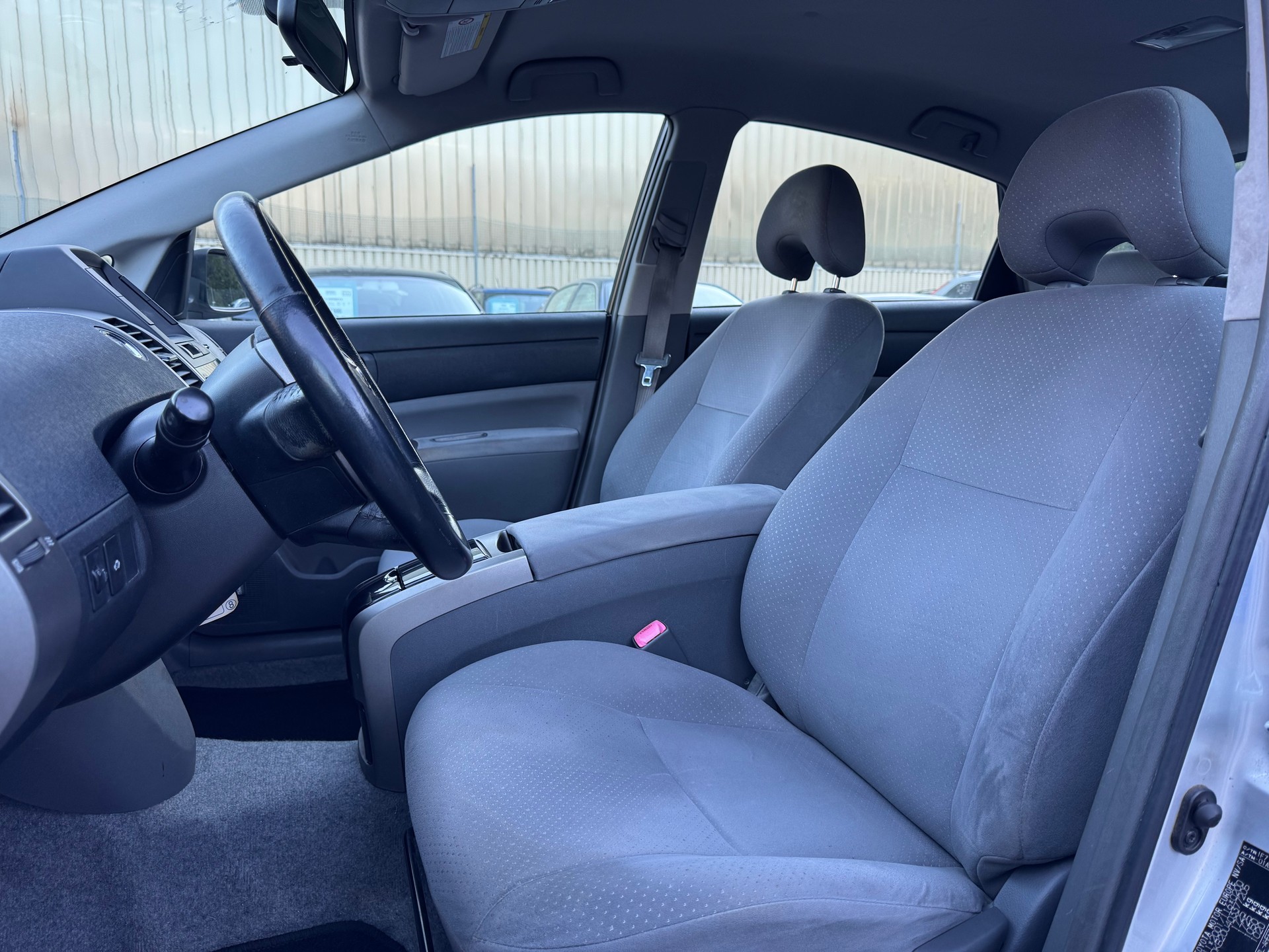 TOYOTA Prius 1.5 16V Hybrid-image-9