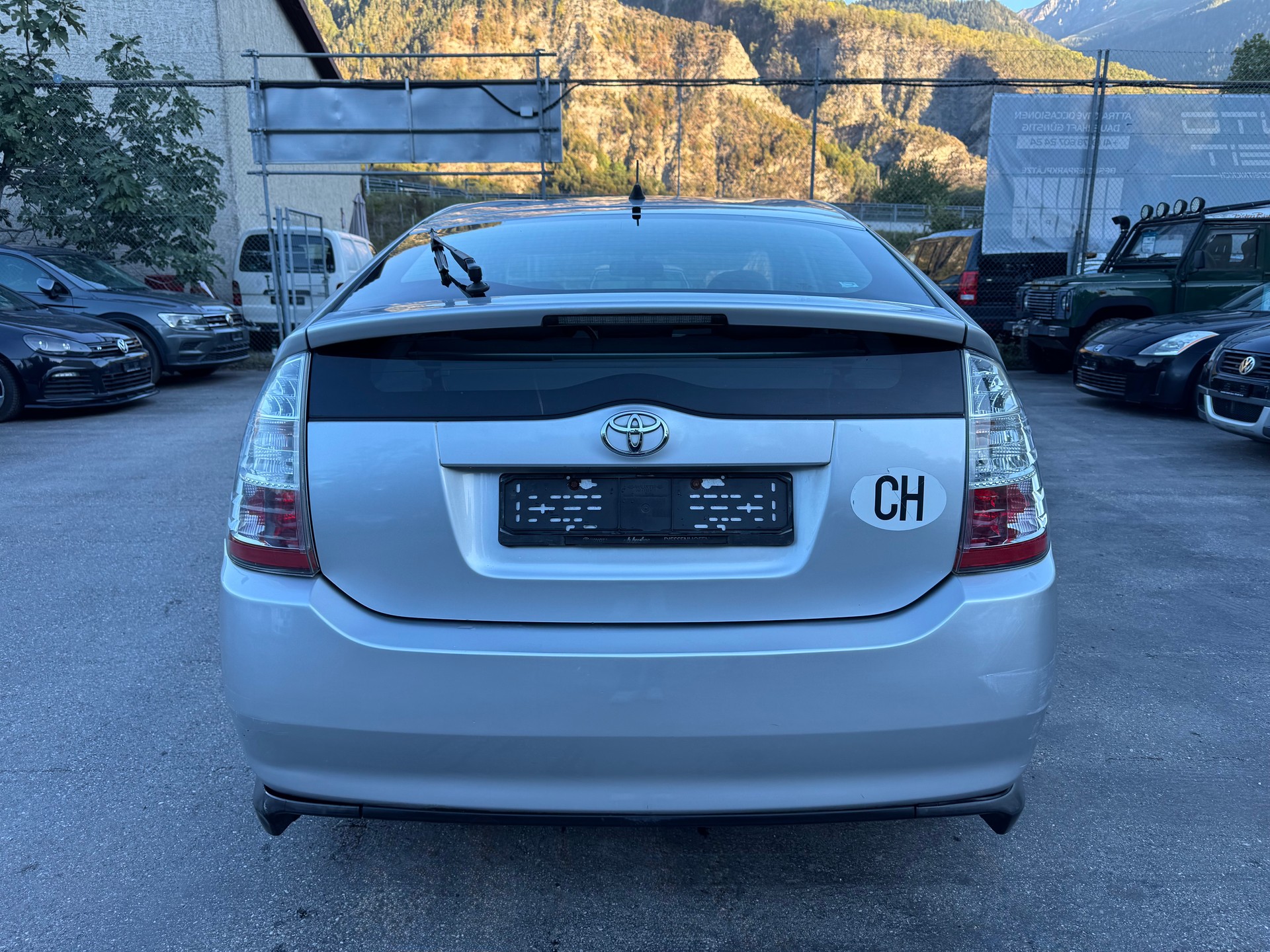 TOYOTA Prius 1.5 16V Hybrid-image-4