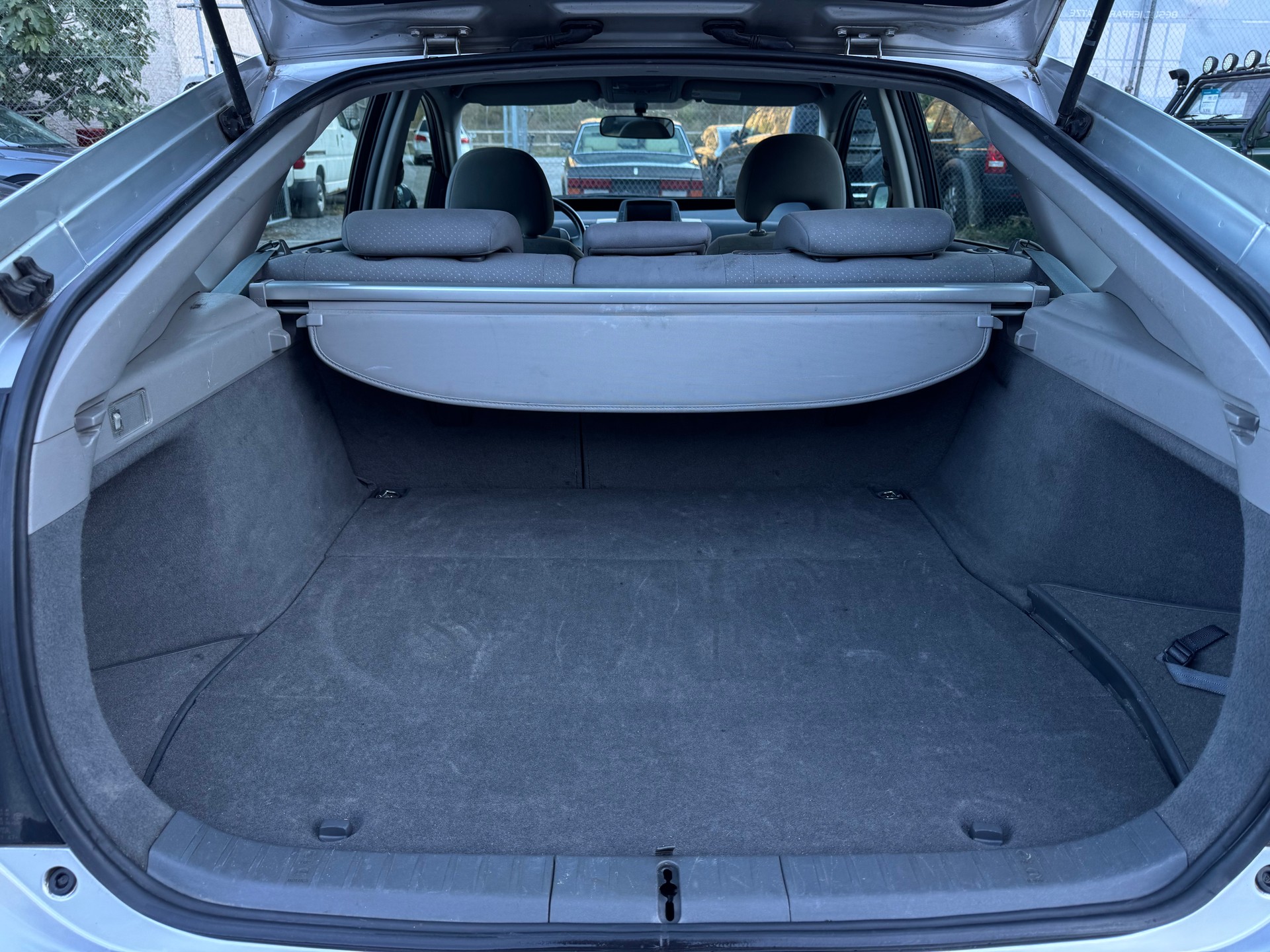 TOYOTA Prius 1.5 16V Hybrid-image-5