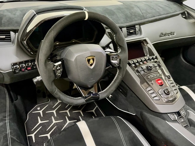 LAMBORGHINI Aventador LP750-4 Superveloce Roadster E-Gear-image-17