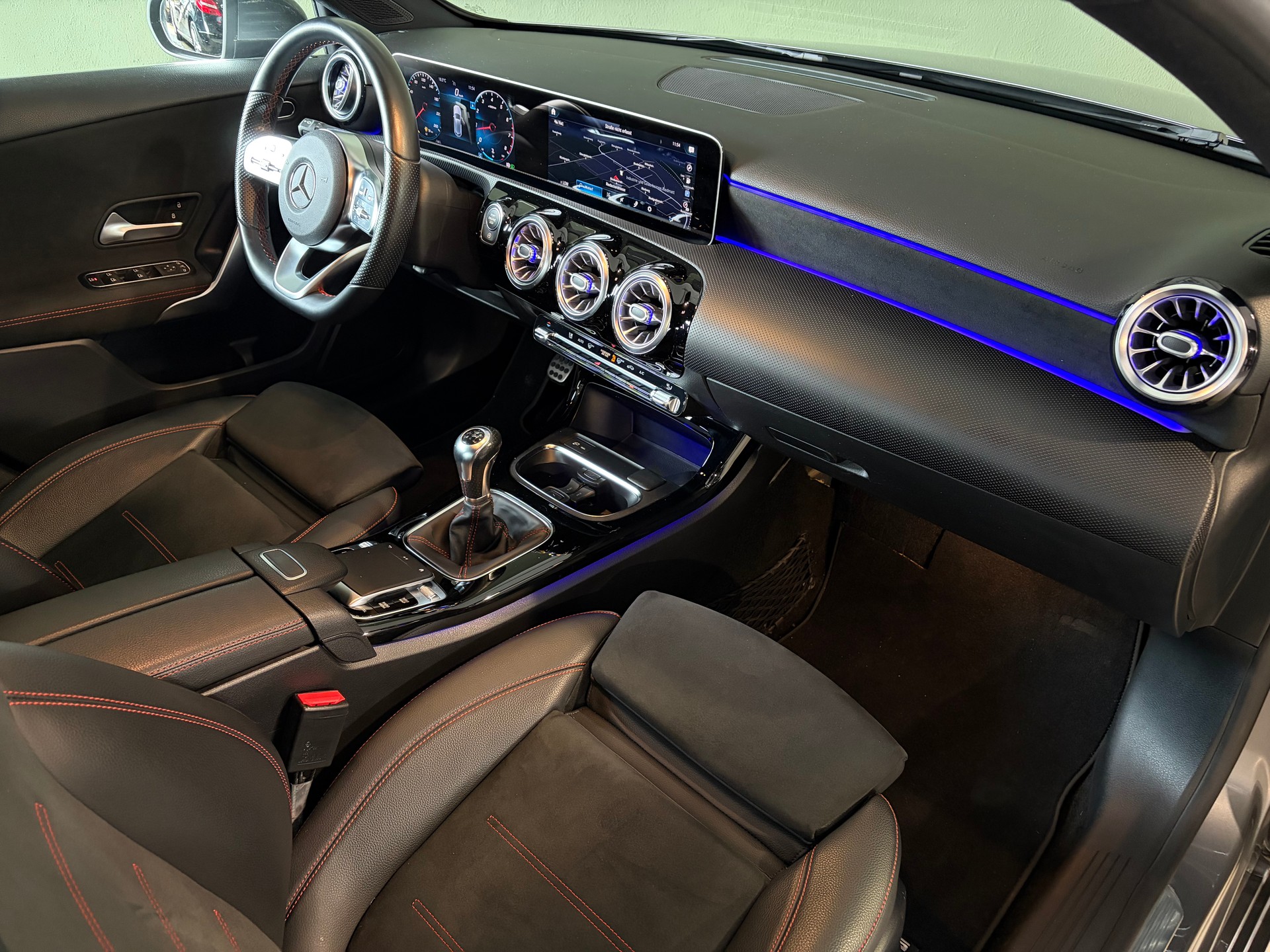 MERCEDES-BENZ A 200 AMG Line *Ab MFK*-image-13