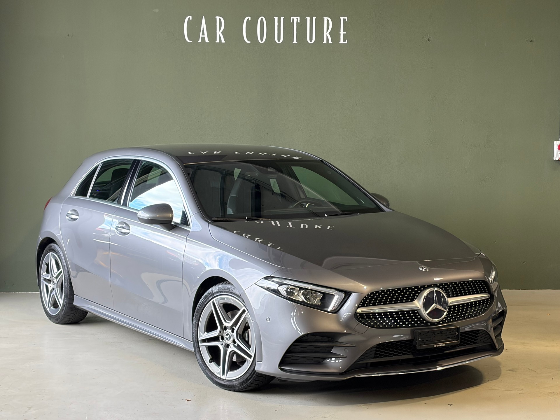 MERCEDES-BENZ A 200 AMG Line *Ab MFK*-showroom-element-2