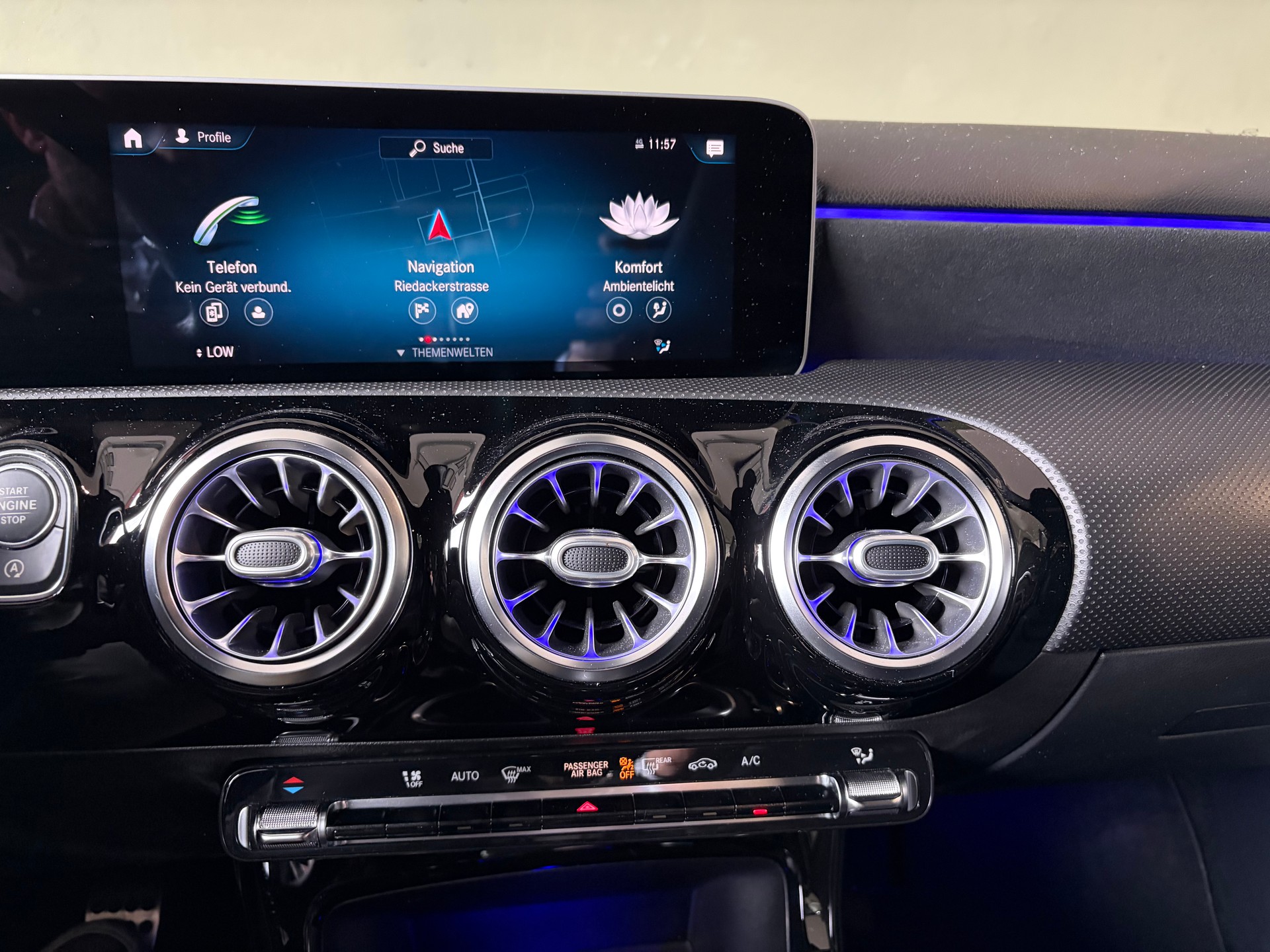 MERCEDES-BENZ A 200 AMG Line *Ab MFK*-image-16