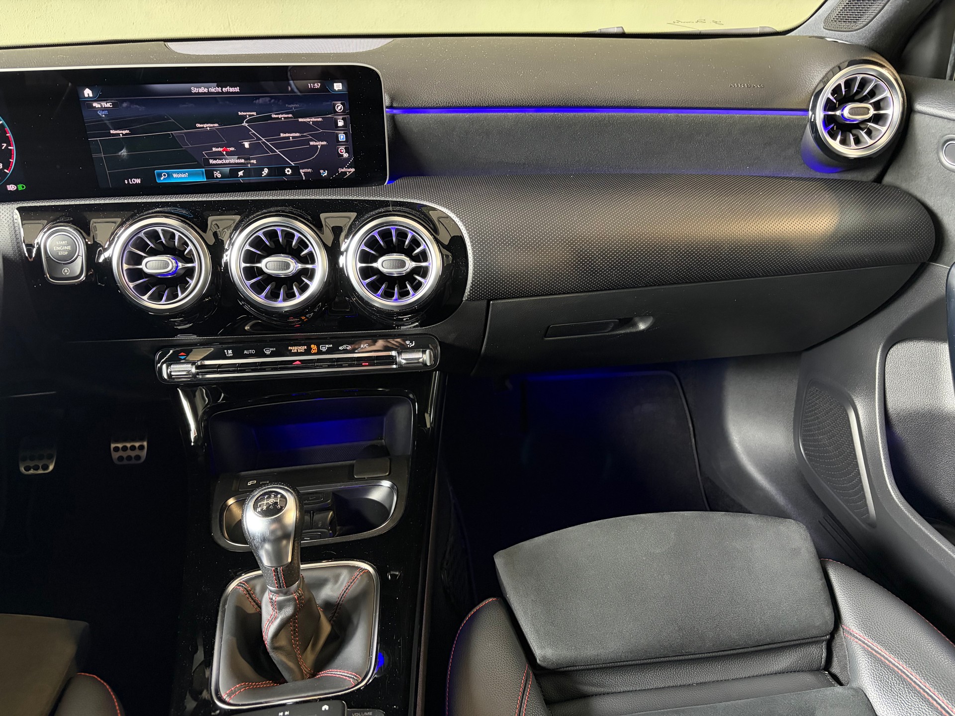 MERCEDES-BENZ A 200 AMG Line *Ab MFK*-image-14
