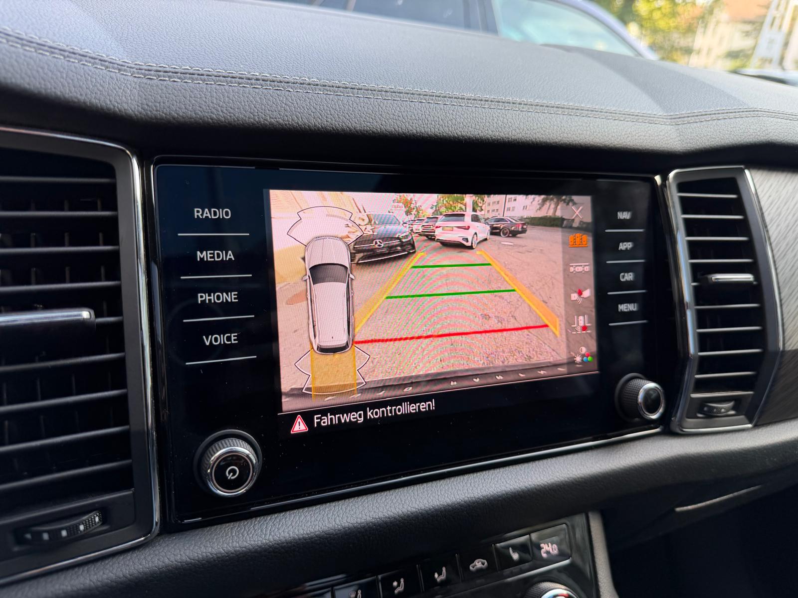 SKODA Kodiaq 2.0 TDI 200 Style DSG-image-14