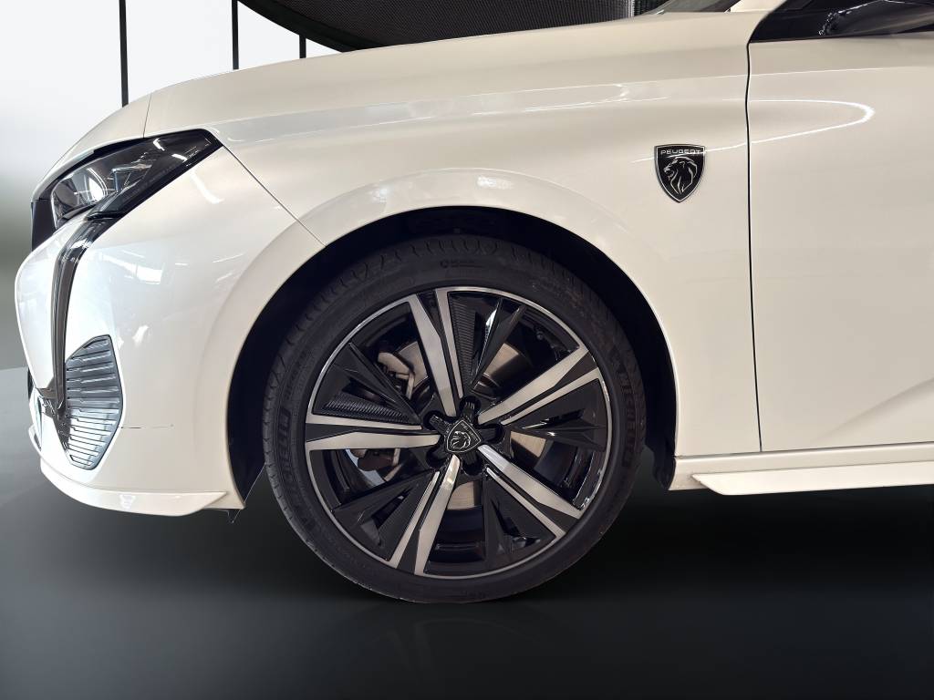PEUGEOT 308 1.6 PHEV 225 GT Pack-image-15