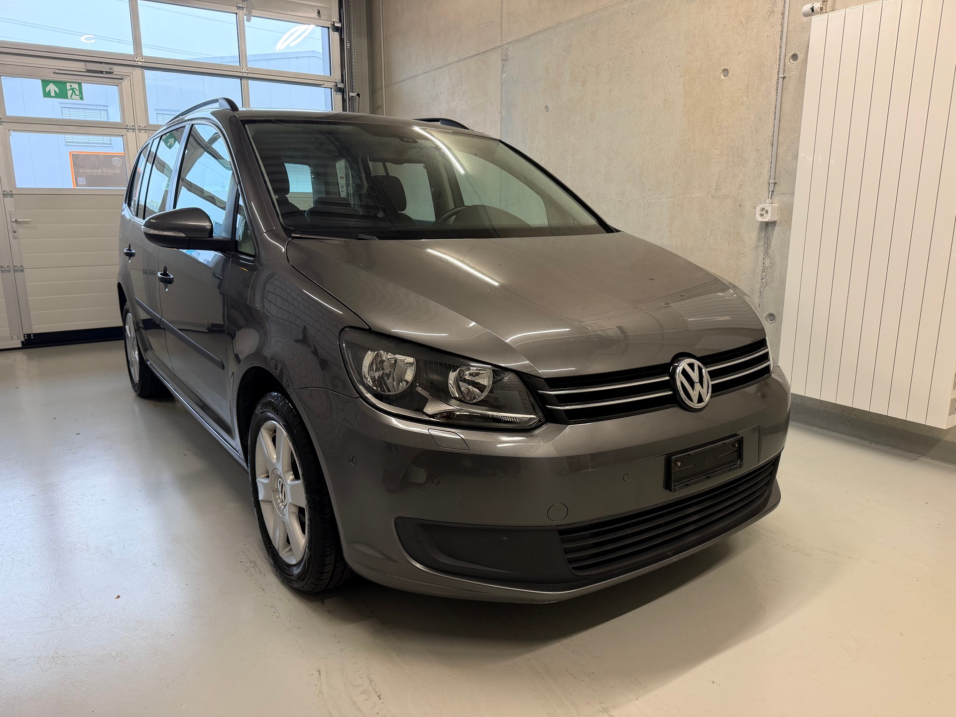 VW Touran 1.4 TSI Comfortline DSG 7-Sitzer-image-1