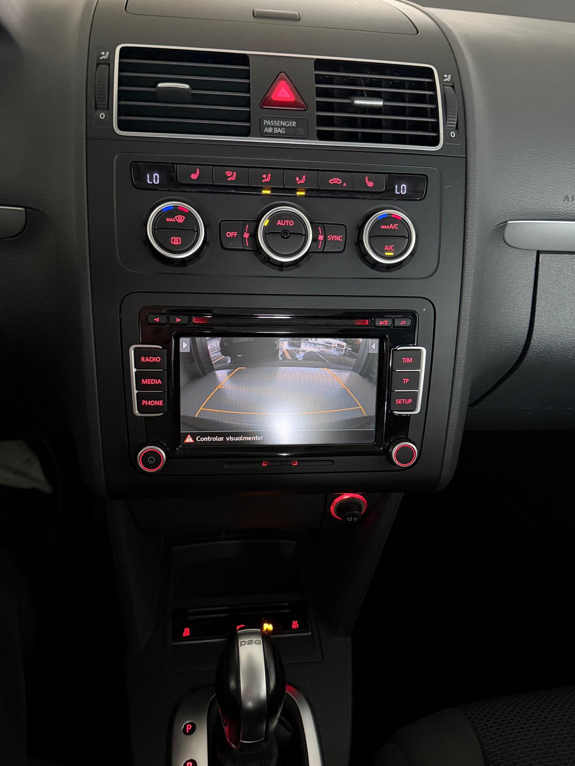 VW Touran 1.4 TSI Comfortline DSG 7-Sitzer-image-11
