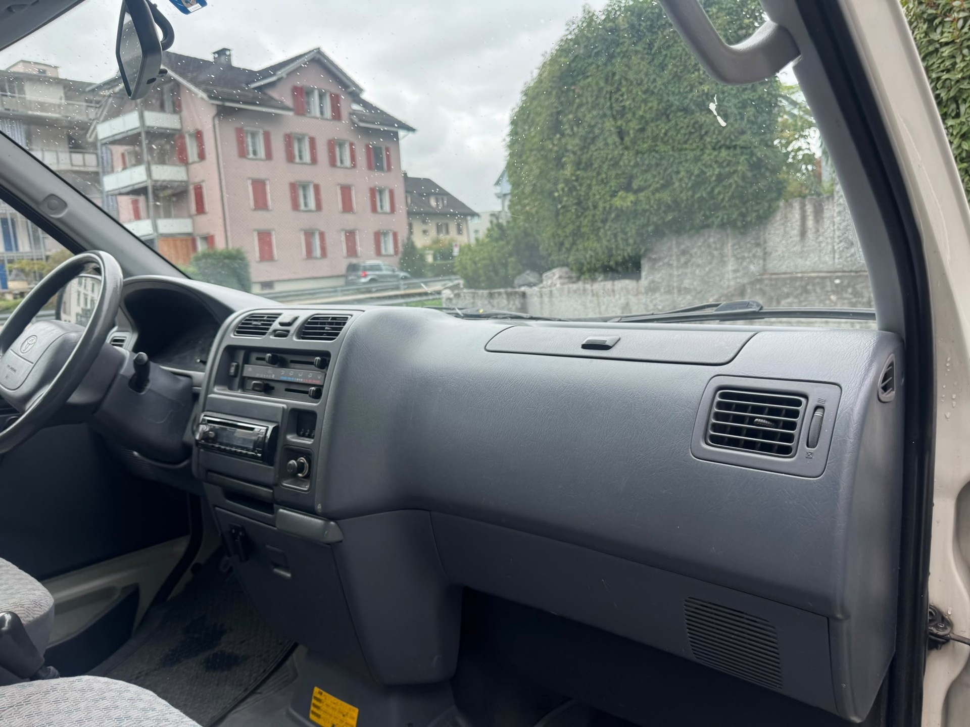 TOYOTA Hiace 2.7 Van 4x4-image-7