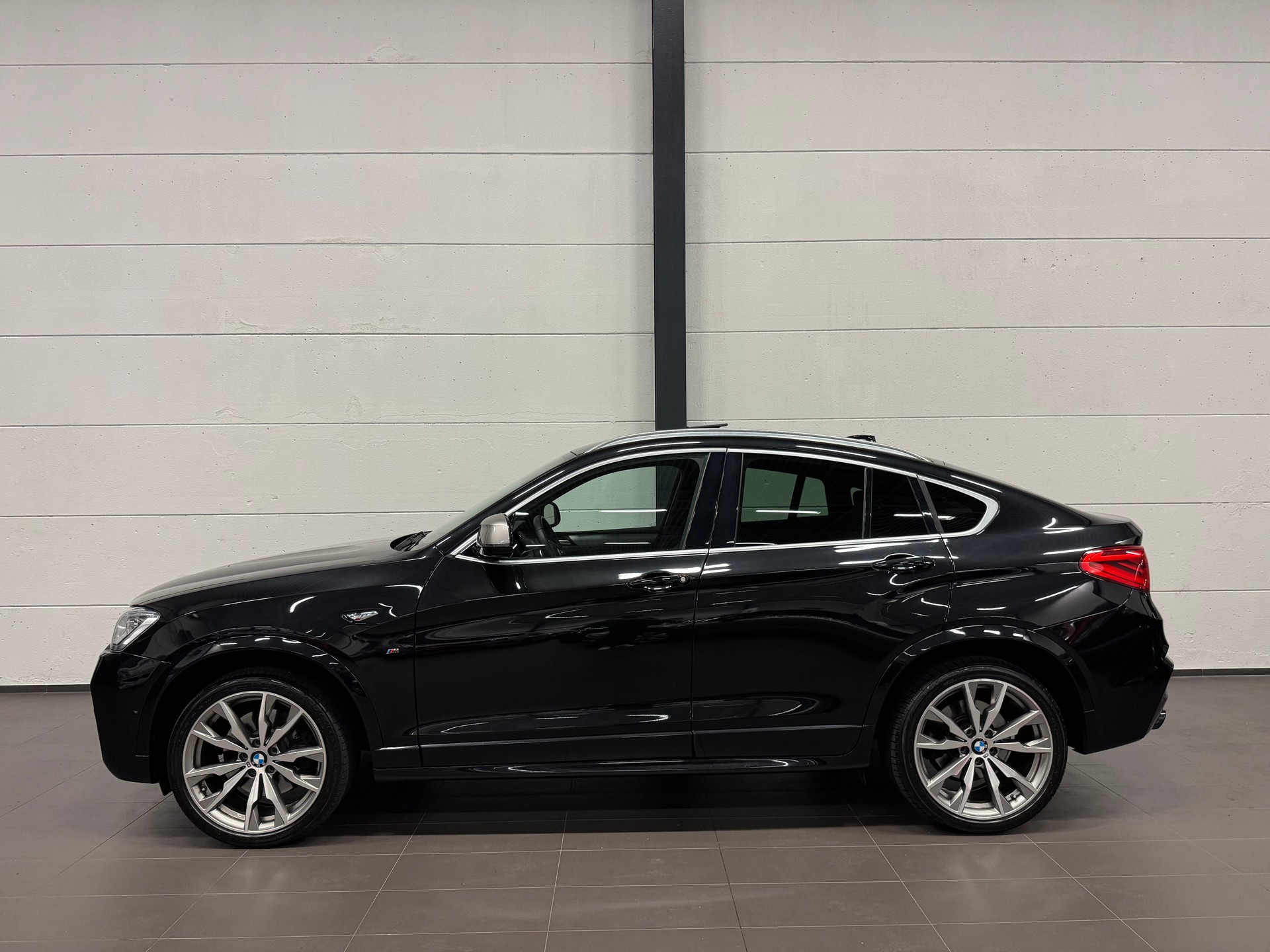 BMW X4 M 40i Steptronic-image-8