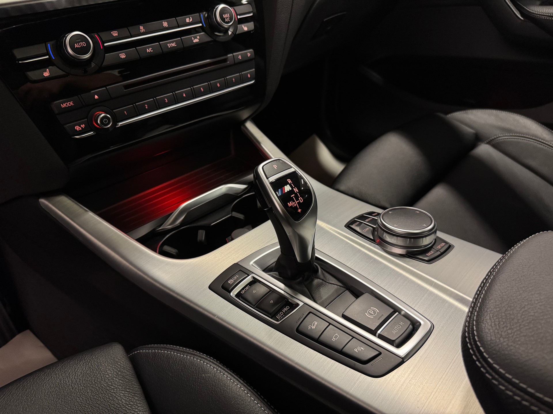 BMW X4 M 40i Steptronic-image-27