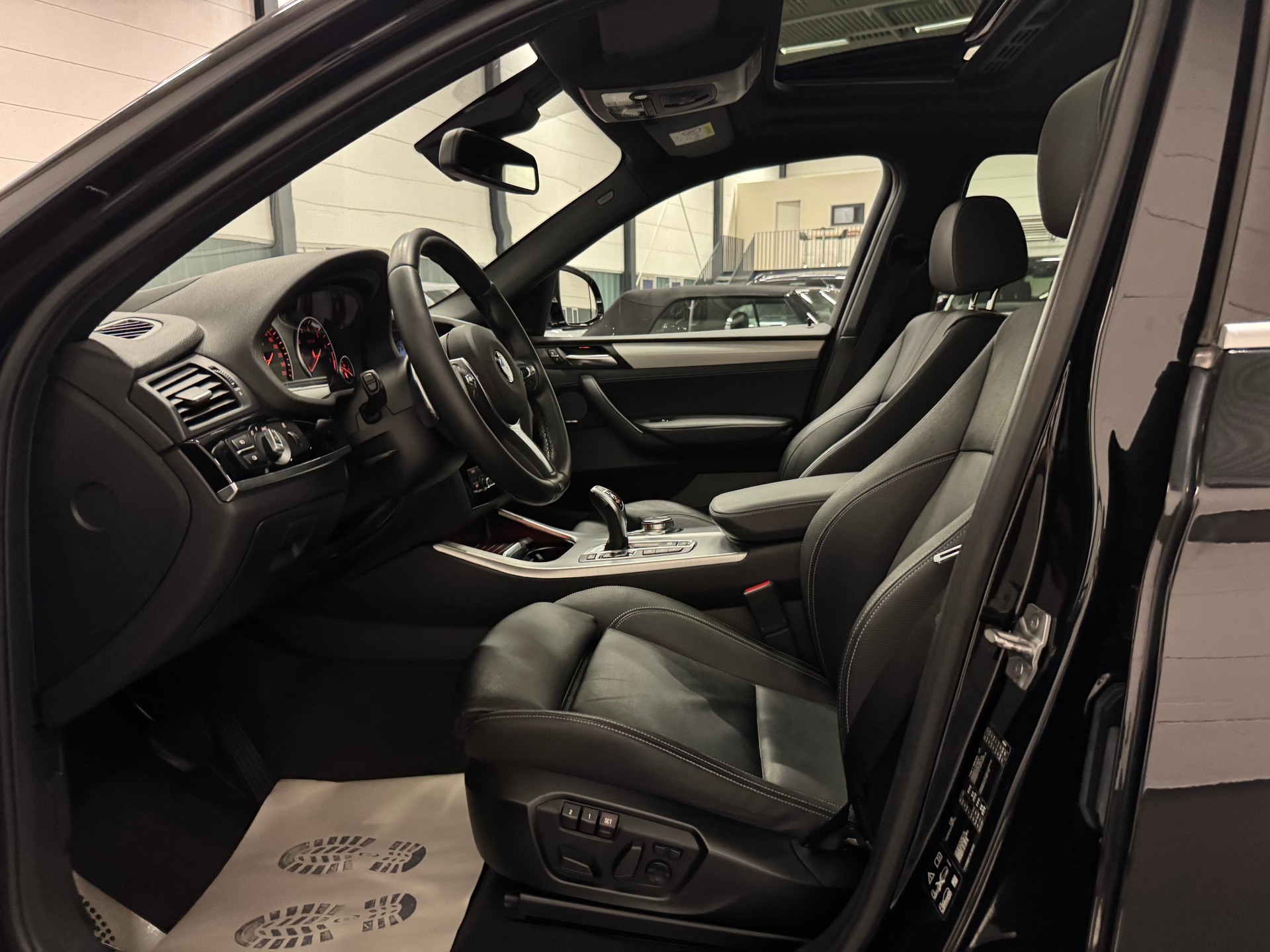 BMW X4 M 40i Steptronic-image-17