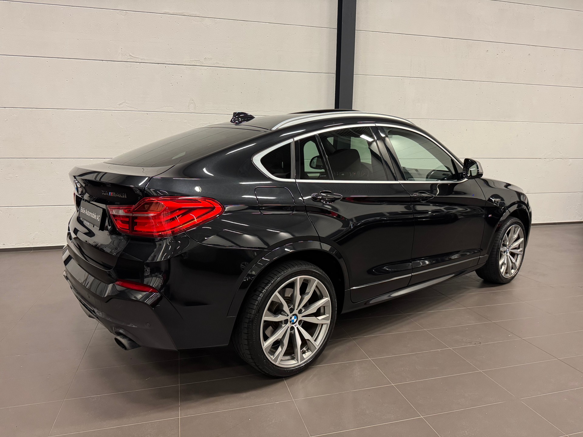 BMW X4 M 40i Steptronic-image-10