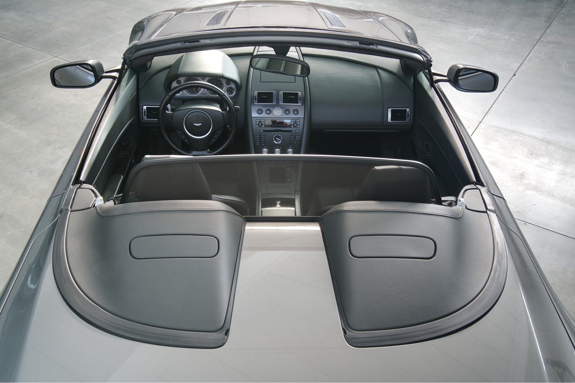 ASTON MARTIN V8 Vantage 4.3 Sportshift-image-13