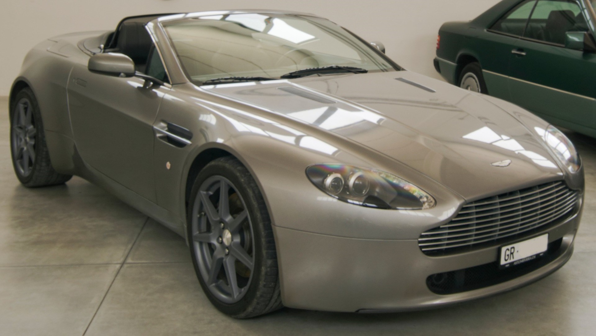 ASTON MARTIN V8 Vantage 4.3 Sportshift-image-0