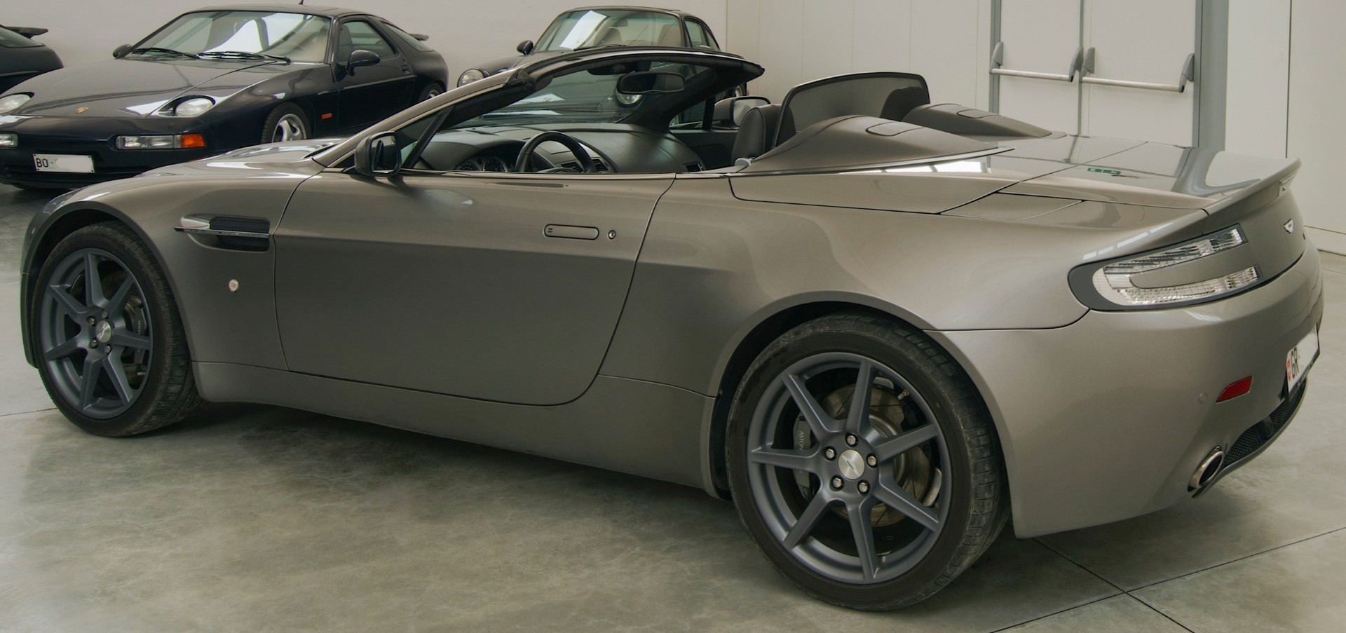 ASTON MARTIN V8 Vantage 4.3 Sportshift-image-18