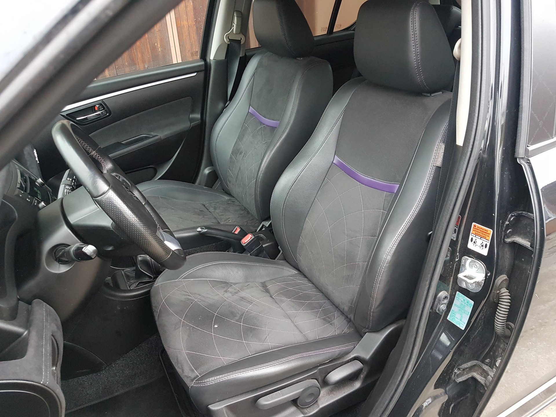 SUZUKI Swift 1.2i 16V Sergio Cellano 4x4-image-11