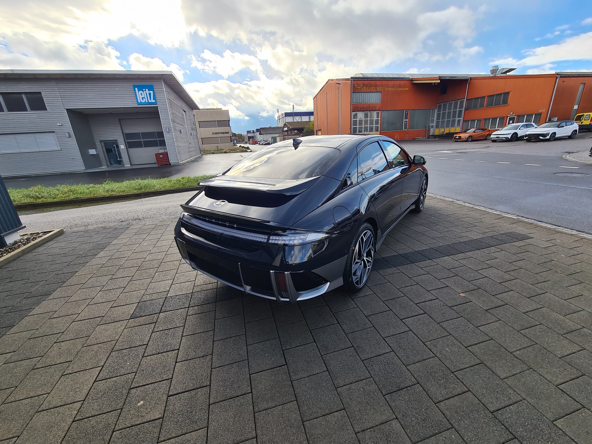 HYUNDAI Ioniq 6 77kWh Launch Edition 4WD-image-8