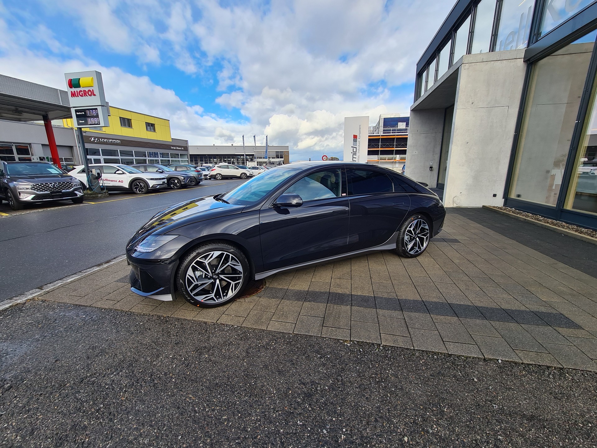 HYUNDAI Ioniq 6 77kWh Launch Edition 4WD-image-12