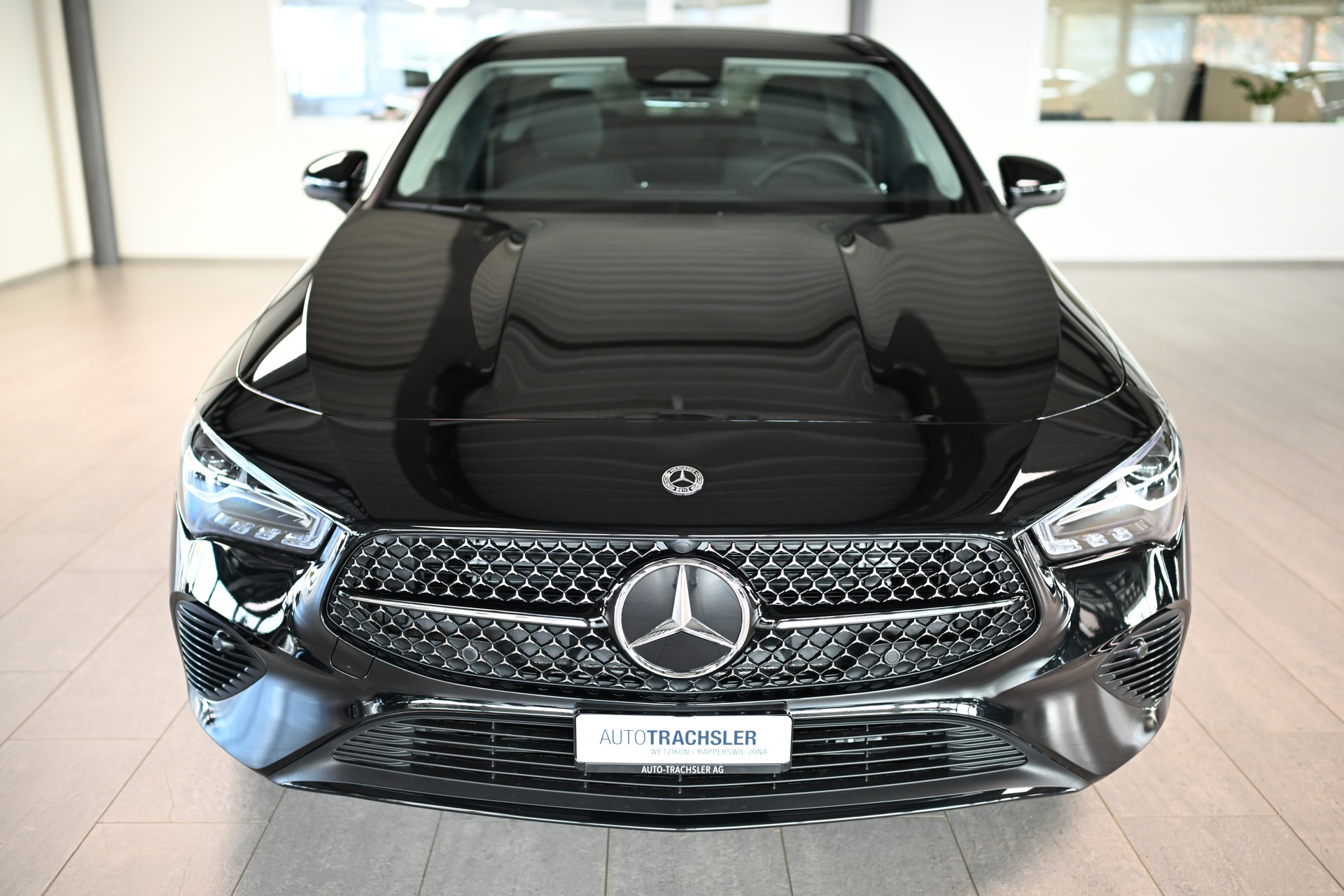 MERCEDES-BENZ CLA 180 Coupé 7G-DCT-image-3