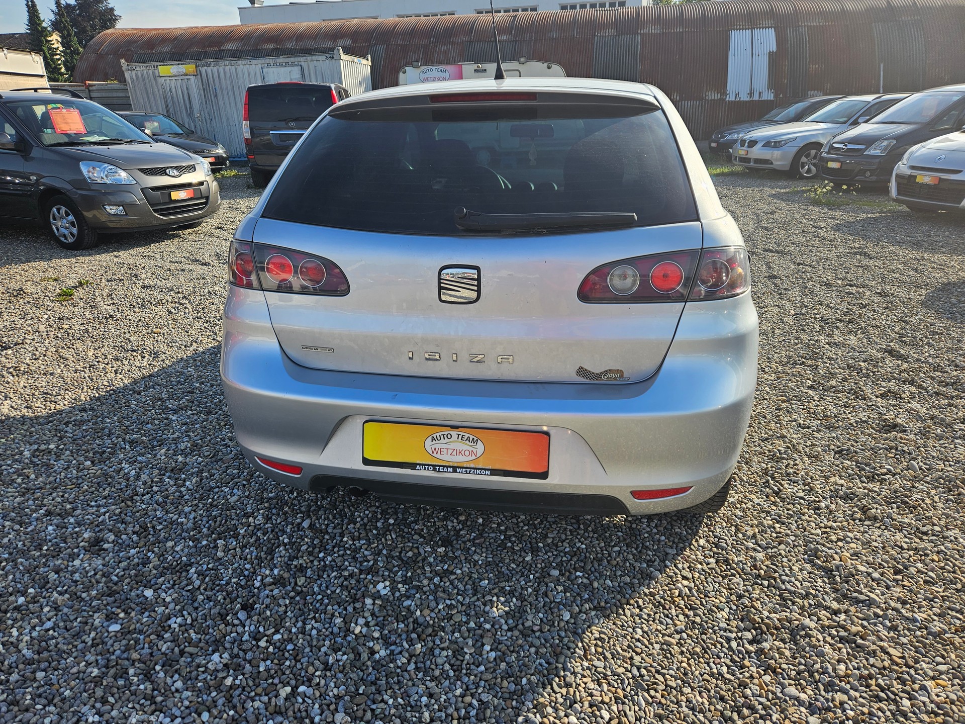 SEAT Ibiza 1.4 16V Edition Joya-image-4