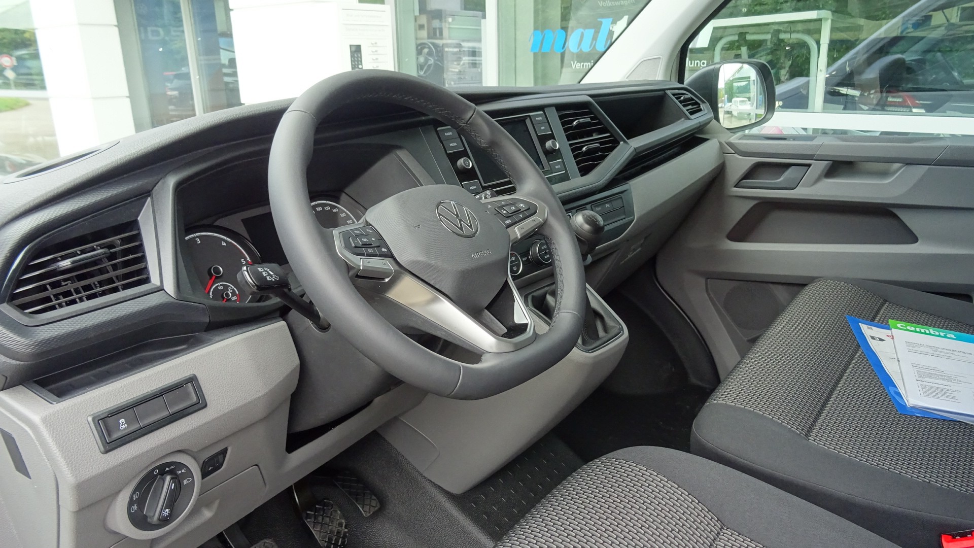 VW T6.1 Caravelle 2.0 TDI Trendline Liberty LWB-image-9