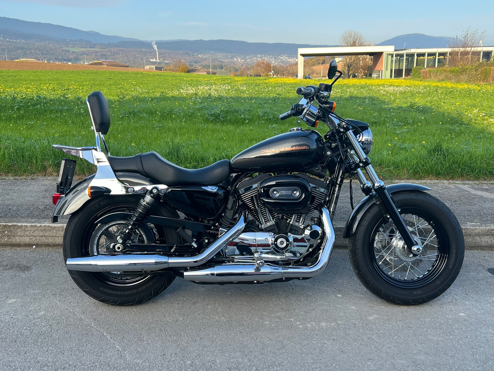 HARLEY-DAVIDSON XL 1200 C Sportster Custom ABS-image-1