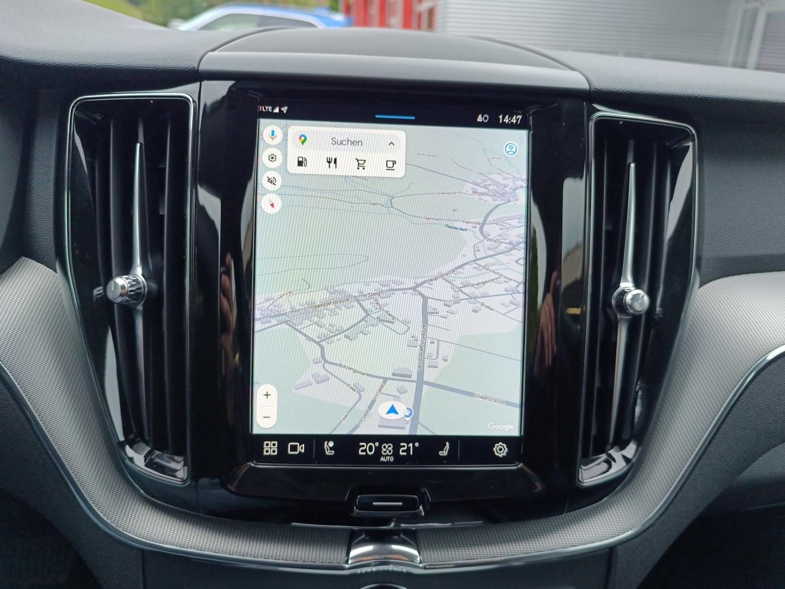 VOLVO XC60 2.0 B4 MH Core AWD-image-18