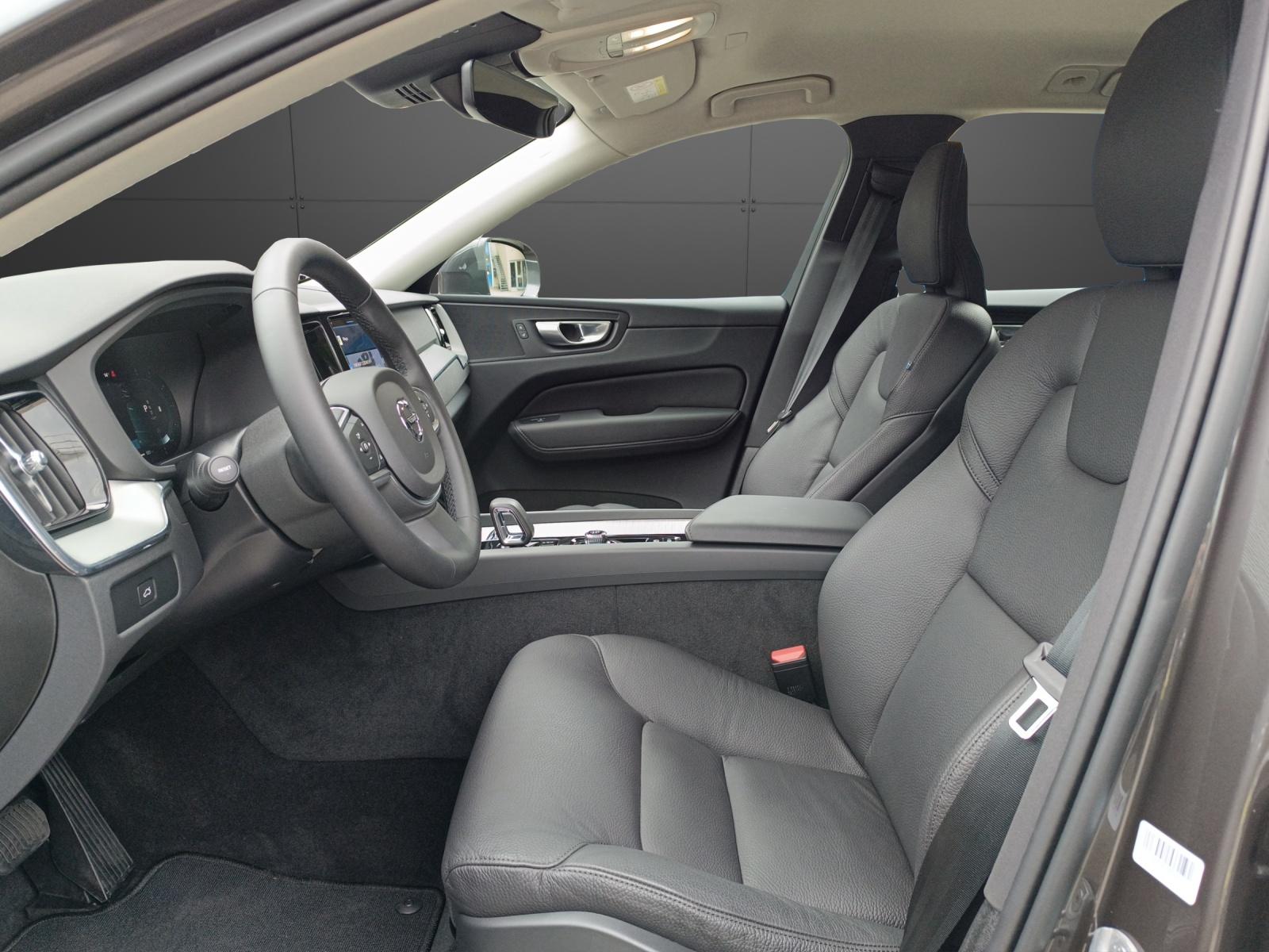 VOLVO XC60 2.0 B4 MH Core AWD-image-9