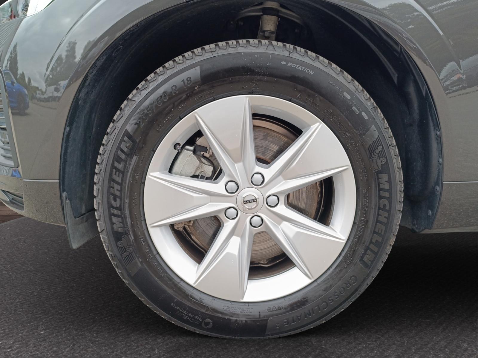 VOLVO XC60 2.0 B4 MH Core AWD-image-8