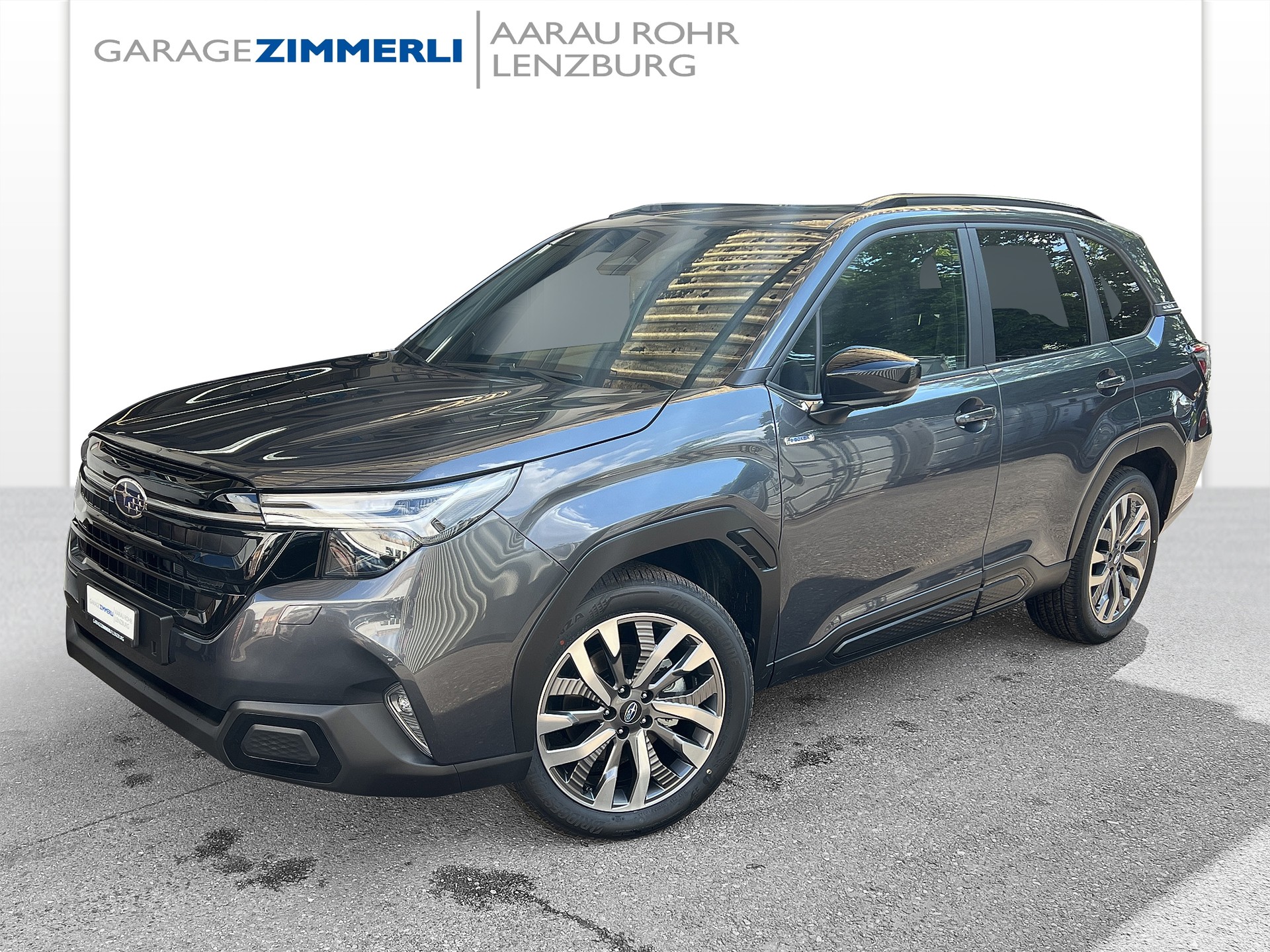 SUBARU Forester 2.0i e-Boxer Luxury Lineartronic-image-0