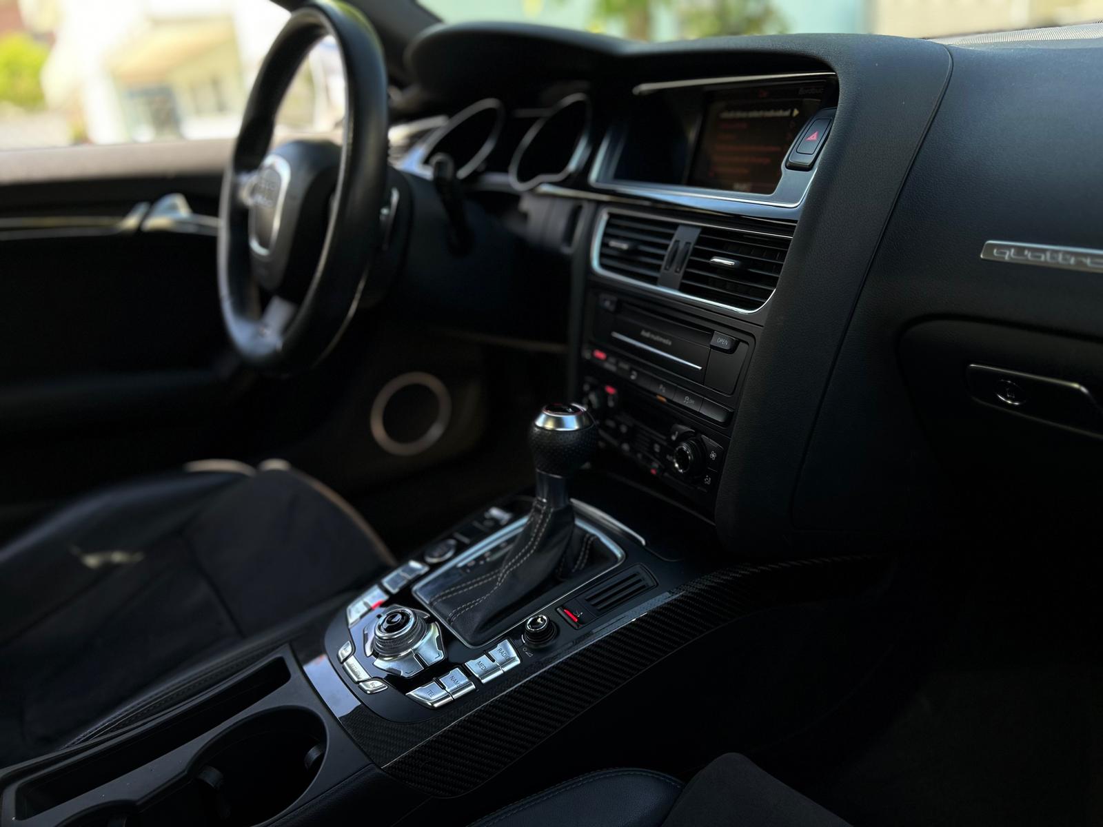 AUDI RS5 Coupé 4.2 FSI quattro S-tronic-image-16