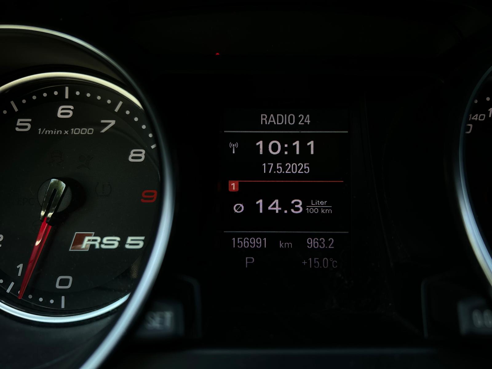 AUDI RS5 Coupé 4.2 FSI quattro S-tronic-image-19
