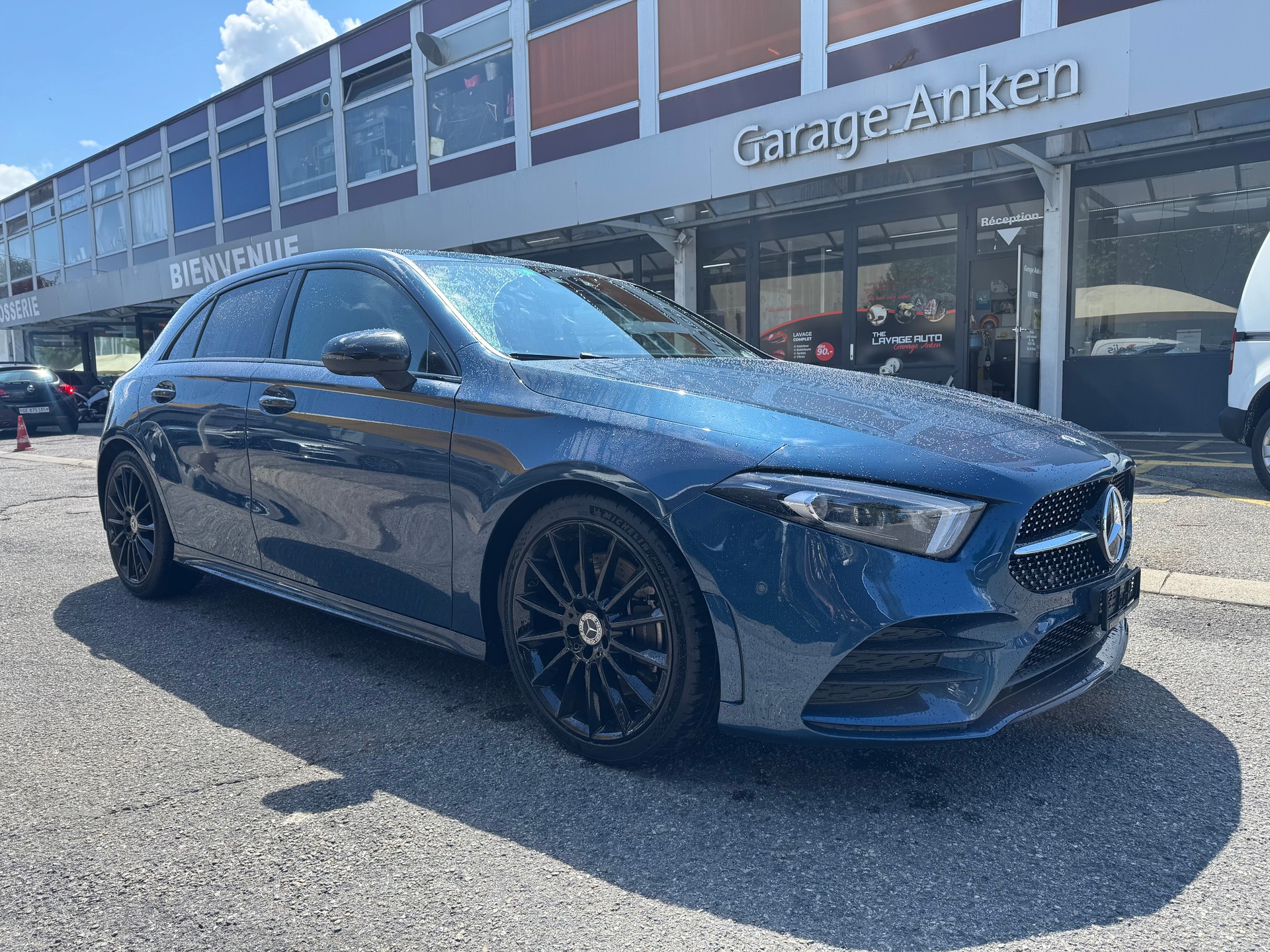 MERCEDES-BENZ A 250 AMG Line 7G-DCT