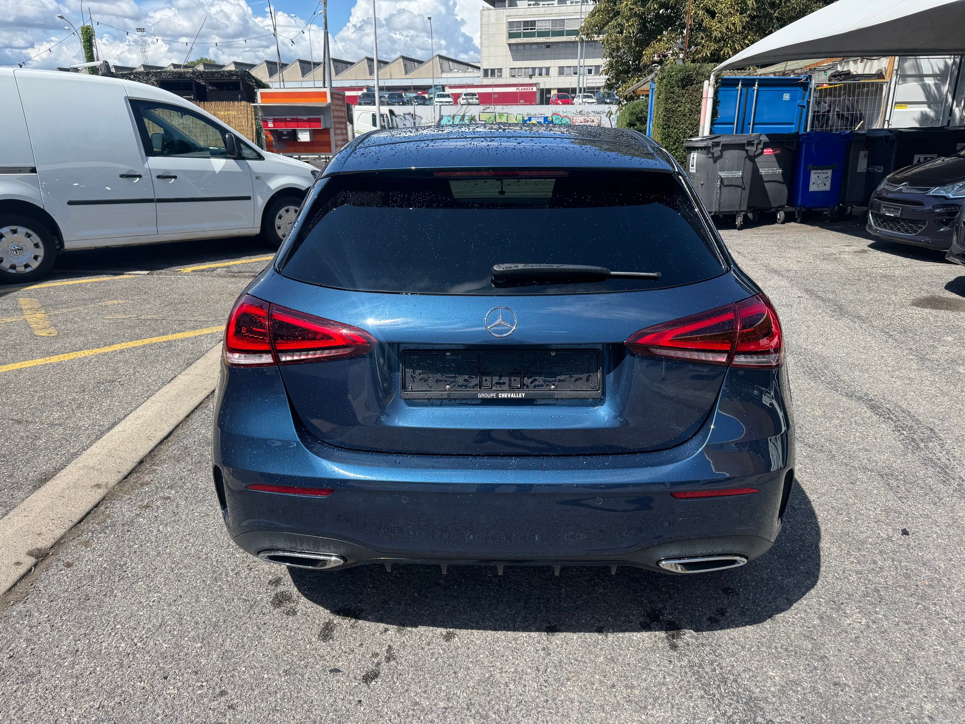 MERCEDES-BENZ A 250 AMG Line 7G-DCT-image-5